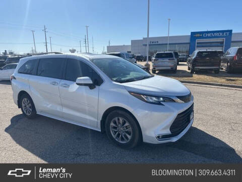 2022 Toyota Sienna for sale at Leman's Chevy City in Bloomington IL