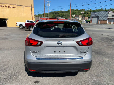 2017 Nissan Rogue Sport SV