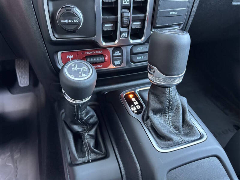 2025 Jeep Wrangler Rubicon X