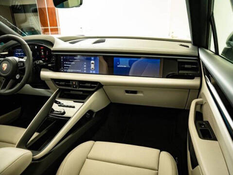 2026 Porsche Macan 4 Electric
