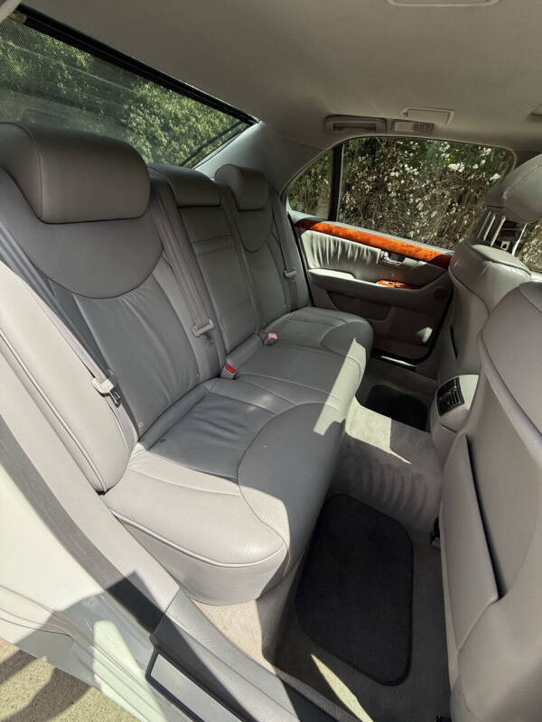 2004 Lexus LS 430