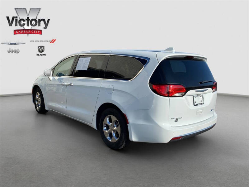 2020 Chrysler Pacifica Hybrid Touring