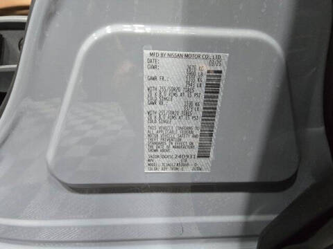 2025 Nissan Pathfinder Platinum