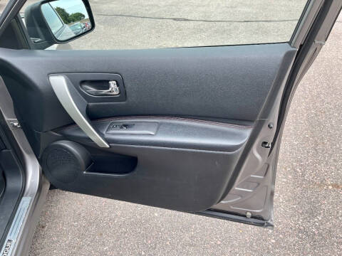 2012 Nissan Rogue SV w/SL Package