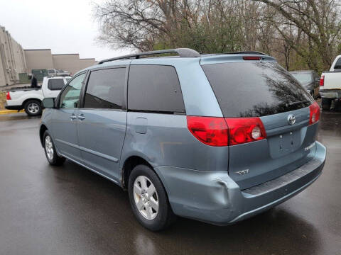 2006 Toyota Sienna
