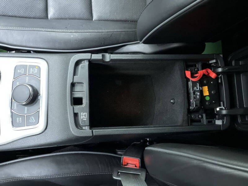 2019 Jeep Grand Cherokee Summit