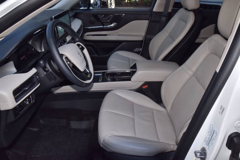 2025 Lincoln Corsair Premiere