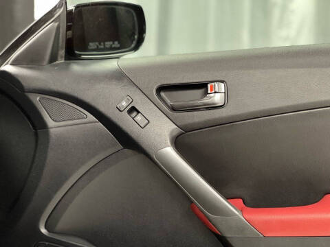 2011 Hyundai Genesis Coupe 3.8L R-Spec