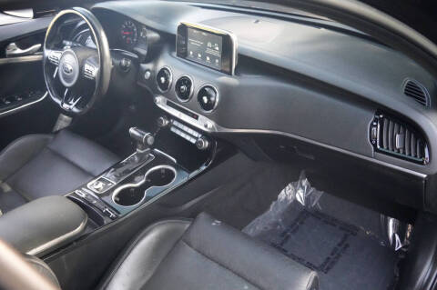 2021 Kia Stinger GT-Line