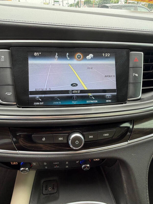 2018 Buick Enclave Essence