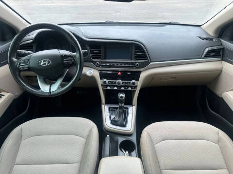 2019 Hyundai Elantra