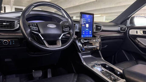 2021 Ford Explorer Platinum