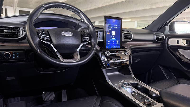 2021 Ford Explorer Platinum