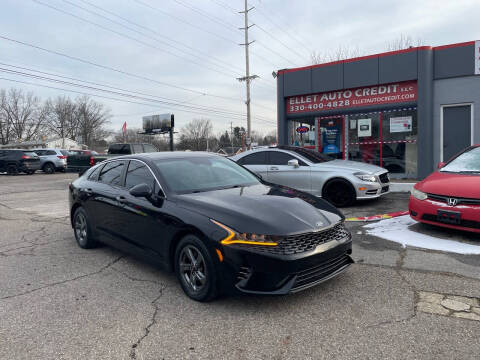 2021 Kia K5 for sale at Ellet Auto Credit LLC in Akron OH