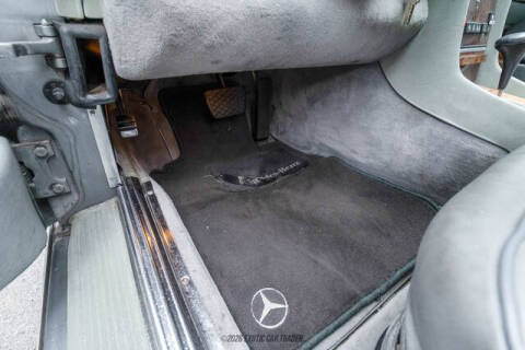 1987 Mercedes-Benz 560-Class 560 SL