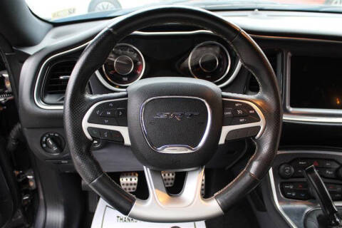 2015 Dodge Challenger SRT 392