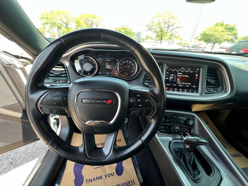 2019 Dodge Challenger SXT