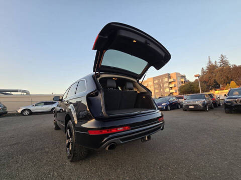 2015 Audi Q7 3.0T quattro S line Prestige