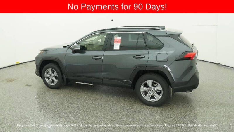 2025 Toyota RAV4 Hybrid XLE