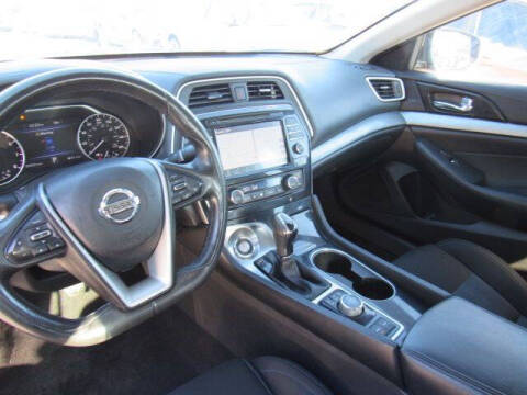 2017 Nissan Maxima