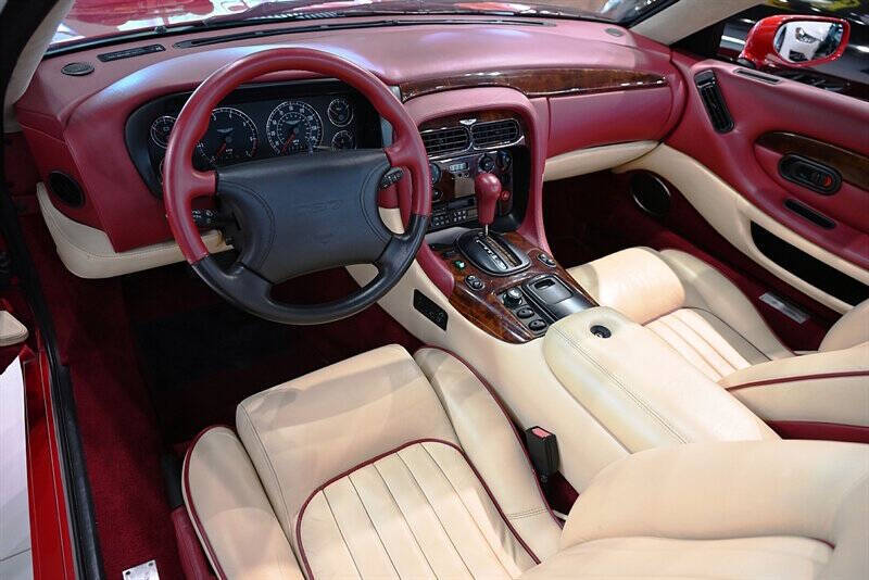 1997 Aston Martin DB7 24