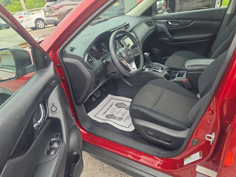 2018 Nissan Rogue SV