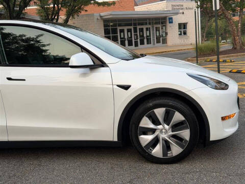 2024 Tesla Model Y Long Range