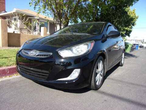 2012 Hyundai Accent GLS sedan