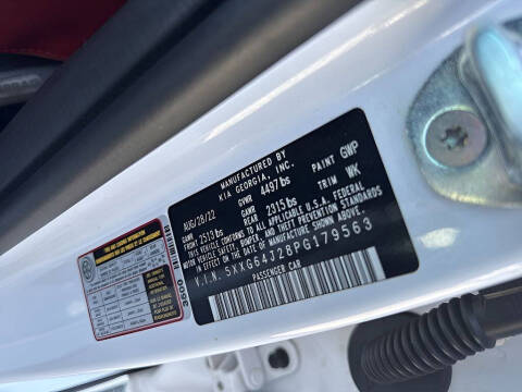 2023 Kia K5