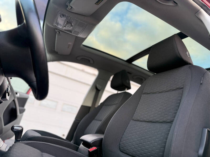 2009 Volkswagen Tiguan SE 4Motion