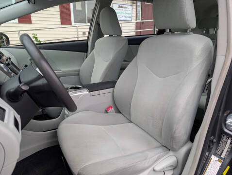 2012 Toyota Prius v Three