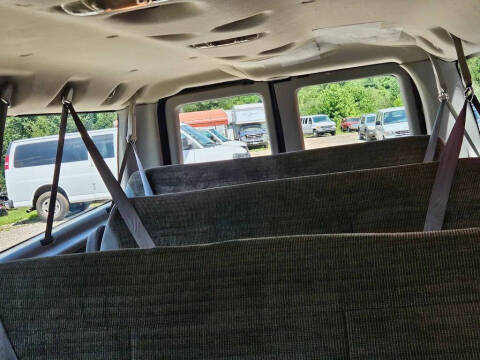 2003 Ford E-Series E-350 SD XLT