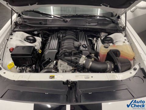 2014 Dodge Challenger SRT8