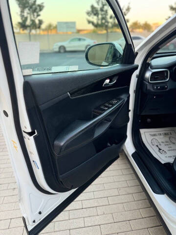2019 Kia Sorento LX