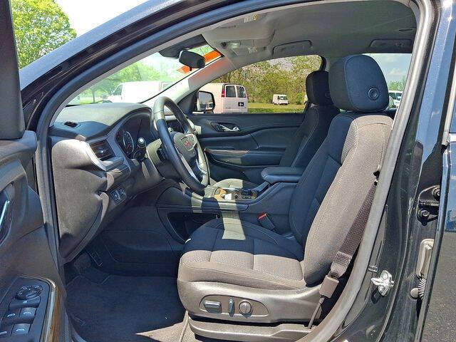 2023 GMC Acadia SLE