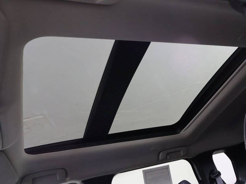 2024 Mitsubishi Outlander PHEV SE