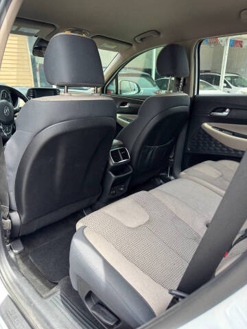 2019 Hyundai Santa Fe SE 2.4L