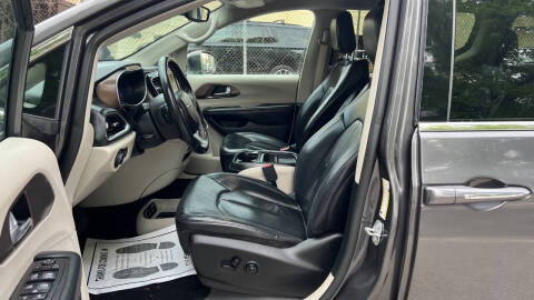 2018 Chrysler Pacifica Touring L