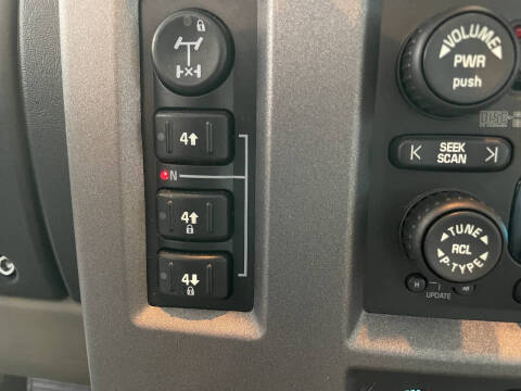 2004 HUMMER H2