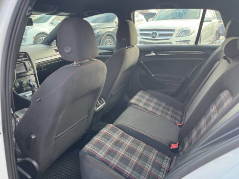 2015 Volkswagen Golf GTI S