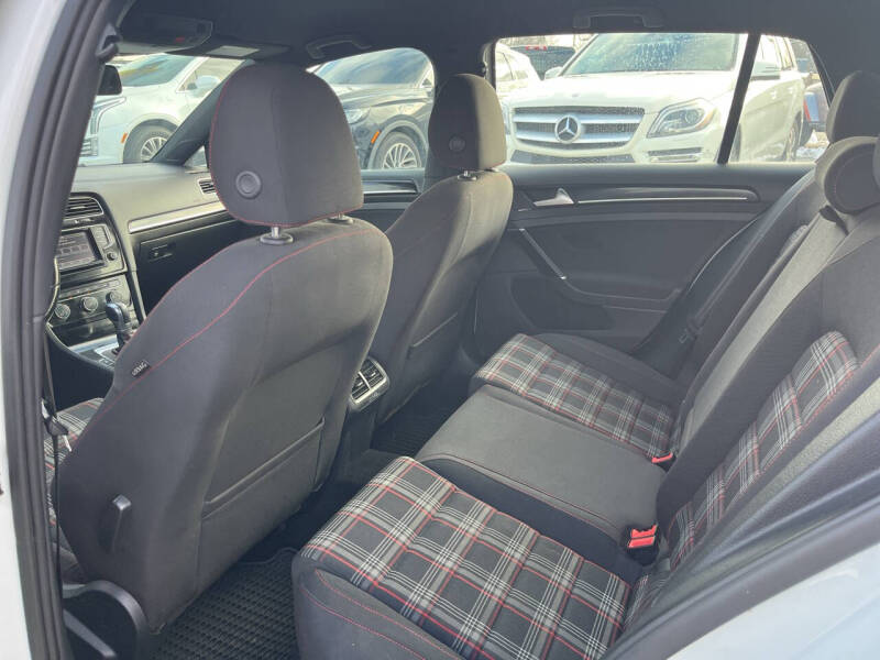 2015 Volkswagen Golf GTI S