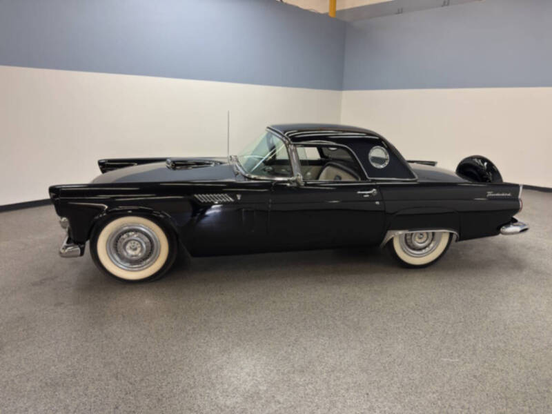 1956 Ford Thunderbird