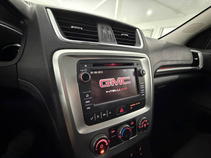 2014 GMC Acadia SLE-2