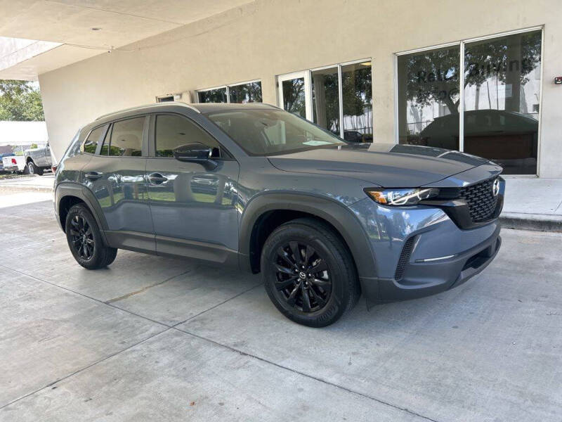 Used 2023 Mazda CX-50 S PREFERRED PLUS with VIN 7MMVABCM5PN109788 for sale in Davie, FL