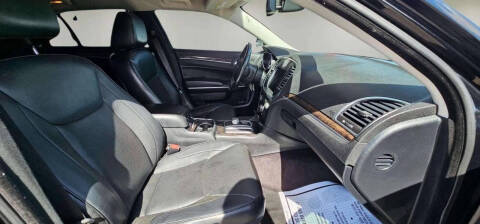 2018 Chrysler 300 Limited