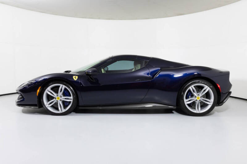 2024 Ferrari 296 GTS