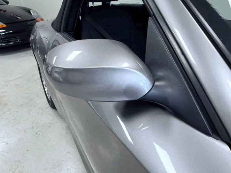 2003 BMW Z4 2.5i