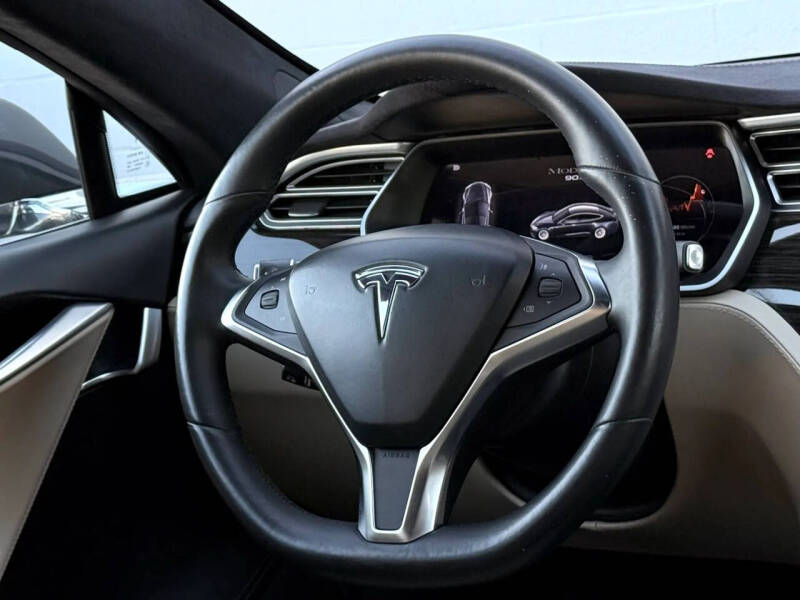 2016 Tesla Model S