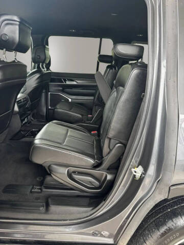 2024 Jeep Wagoneer