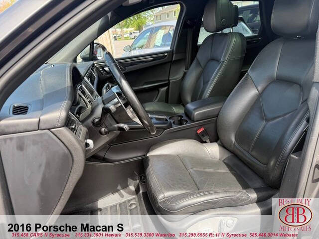 2016 Porsche Macan S